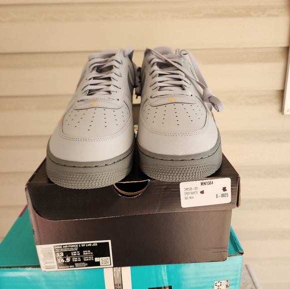 nike air force 1 07 lvb